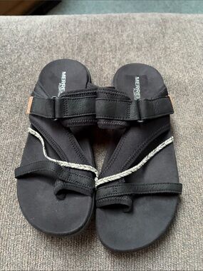 Merrell Black Strappy Slide Sandals Size 10